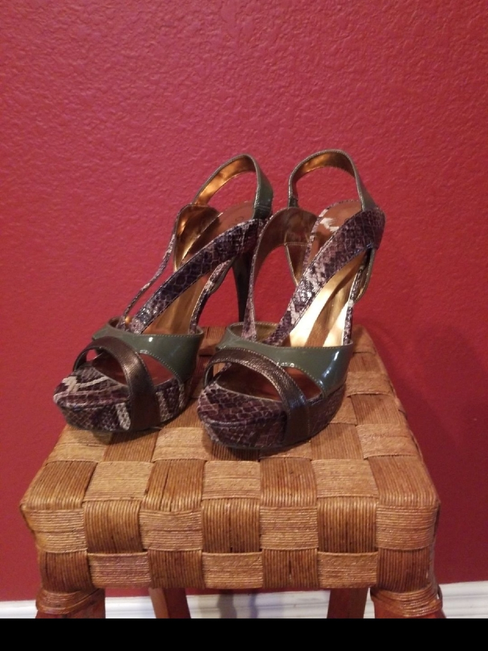 Vintage Guess Faux Snakeskin Platform Heels – Y2K Strappy Stilettos 8.5 M